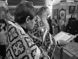 Чтение страстных Евангелий в Боровецкой церкви. Увеличить изображение. Размер файла: 154,27 Kb [800X600]