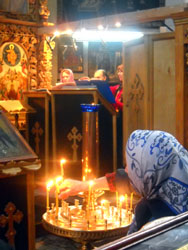 Воскресный день в Боровецкой церкви. Увеличить изображение. Размер файла: 138,5 Kb [600X800]