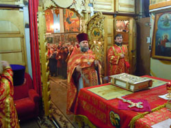 Пасхальная Заутреня в Боровецкой церкви. Увеличить изображение. Размер файла: 164,68 Kb [800X600]