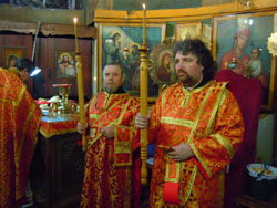Пасхальная Заутреня в Боровецкой церкви. Увеличить изображение. Размер файла: 153,44 Kb [800X600]