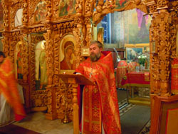 Пасхальная Заутреня в Боровецкой церкви. Увеличить изображение. Размер файла: 179,04 Kb [800X600]
