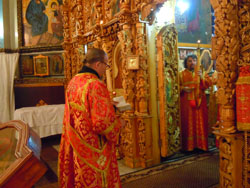 Пасхальная Заутреня в Боровецкой церкви. Увеличить изображение. Размер файла: 173,26 Kb [800X600]
