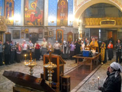 Таинство Соборования в Боровецкой церкви. Увеличить изображение. Размер файла: 141,43 Kb [800X600]