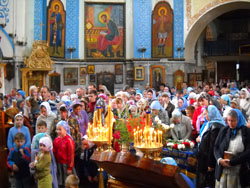 Праздник Успения Пресвятой Богородицы в Боровецкой церкви. Увеличить изображение. Размер файла: 186,2 Kb [800X600]