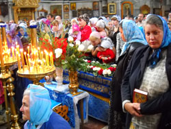 Праздник Успения Пресвятой Богородицы в Боровецкой церкви. Увеличить изображение. Размер файла: 179,26 Kb [800X600]