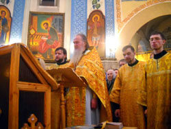 Новогодний молебен в Боровецкой церкви. Увеличить изображение. Размер файла: 134,18 Kb [800X600]