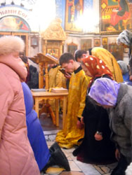Новогодний молебен в Боровецкой церкви. Увеличить изображение. Размер файла: 119,63 Kb [600X800]