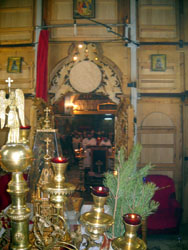 Богослужение в Боровецкой церкви в канун Рождества Христова. Увеличить изображение. Размер файла: 153,43 Kb [600X800]