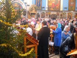 Праздничные Рождественские богослужения в Боровецкой церкви. Увеличить изображение. Размер файла: 190,58 Kb [800X600]