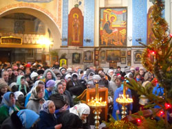 Праздничные Рождественские богослужения в Боровецкой церкви. Увеличить изображение. Размер файла: 171,12 Kb [800X600]
