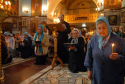 Праздник Покрова Божией Матери в Боровецкой церкви. Увеличить изображение. Размер файла: 159,92 Kb [800X536]
