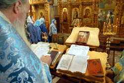 Праздник Покрова Божией Матери в Боровецкой церкви. Увеличить изображение. Размер файла: 190,12 Kb [800X536]