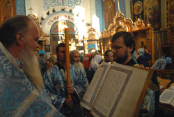 Праздник Покрова Божией Матери в Боровецкой церкви. Увеличить изображение. Размер файла: 163,67 Kb [800X536]