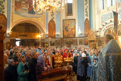 Праздник Покрова Божией Матери в Боровецкой церкви. Увеличить изображение. Размер файла: 185,62 Kb [800X536]