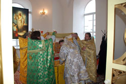 Освящение храма в г. Мензелинск. Увеличить изображение. Размер файла: 119,53 Kb [800X537]