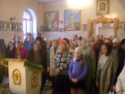 Божественная литургия в день святой блаженной Ксении Петебрургской. Увеличить изображение. Размер файла: 126,99 Kb [800X600]