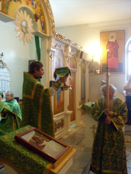 Божественная литургия в день святой блаженной Ксении Петебрургской. Увеличить изображение. Размер файла: 125,88 Kb [600X800]