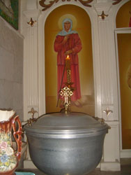 Божественная литургия в день святой блаженной Ксении Петебрургской. Увеличить изображение. Размер файла: 105,17 Kb [600X800]