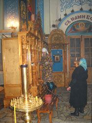 Уборка в Боровецкой церкви. Увеличить изображение. Размер файла: 158,31 Kb [600X800]