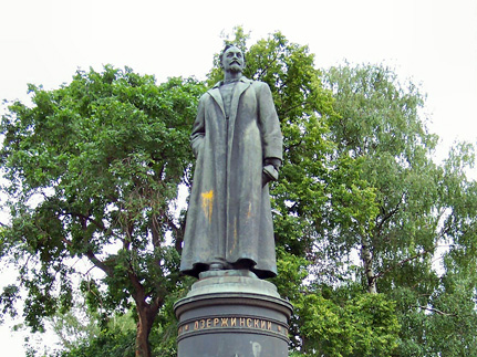 В Церкви не поддержали реставрацию памятника Дзержинского