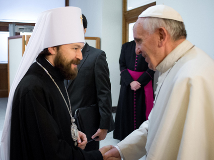 В Ватикане состоялась встреча митрополита Илариона с Папой Римским Франциском