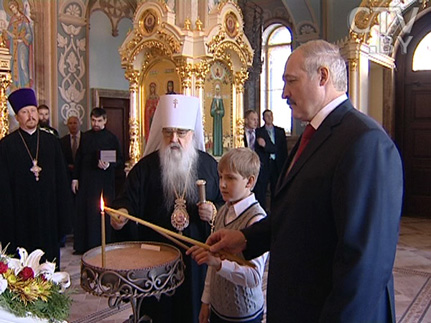 Президент Беларуси поблагодарил митрополита Филарета за преданность служения Богу и людям