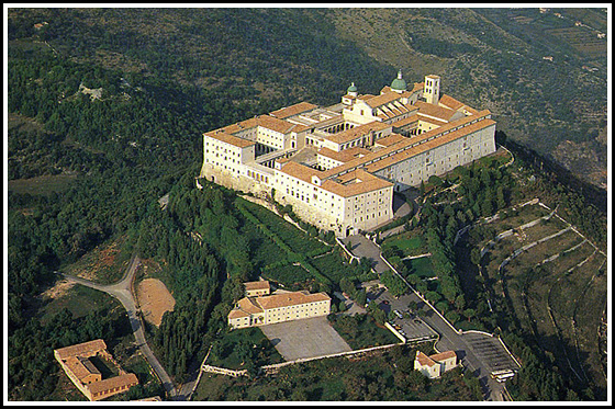 Монтекассино – старейший и крупнейший бенедиктинский монастырь