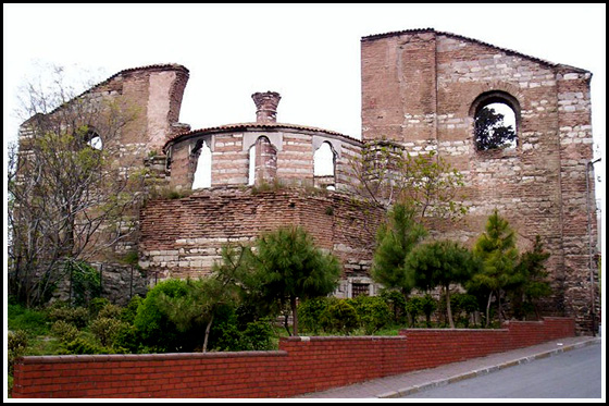 Развалины Студийского монастыря