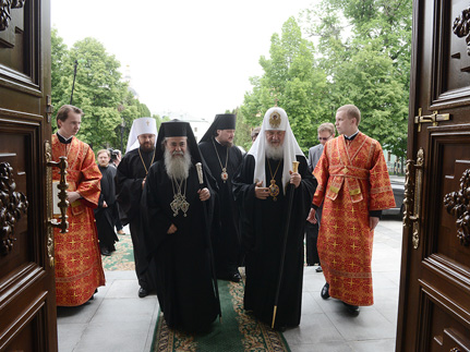 Патриарх Иерусалимский прибыл в Россию