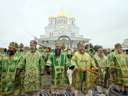 Митрополит Анастасий принял участие в торжествах в Дивеево