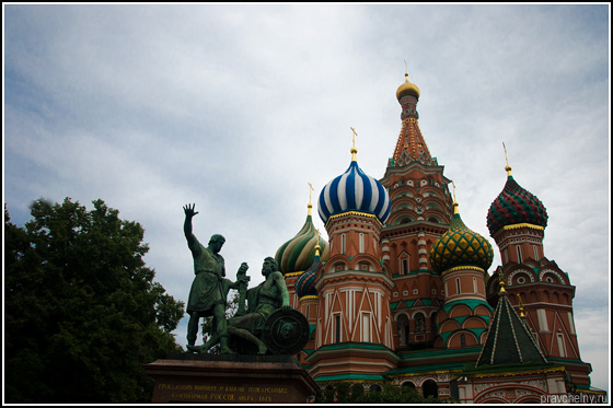 Храм Василия блаженного на Красной площади в Москве. Покровский собор
