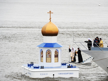 Патриарх Кирилл освятит первую плавучую часовню в России
