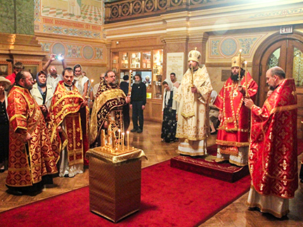 В США освящен новый православный храм