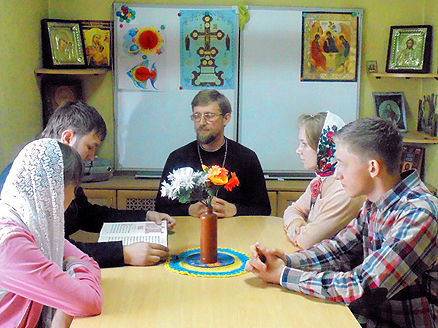 В Новотроицком изучают церковно-славянский язык