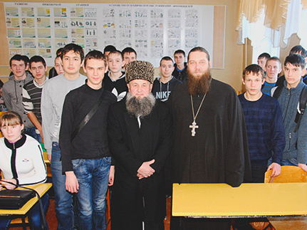 Представители исламского и православного духовенства посетили Спасский техникум