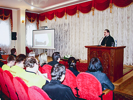 Молодежь Татарстанской митрополии приняла участие в Сретенской конференции