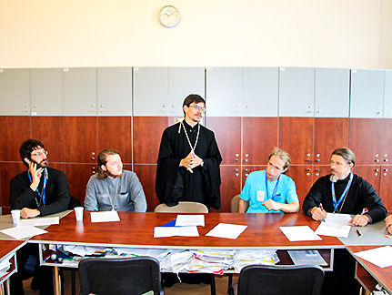 В Съезде православной молодежи Европы принимает участие делегация РПЦ