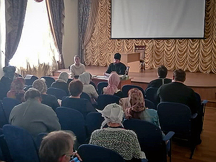 Челнинские педагоги на собрании директоров воскресных школ в Казани