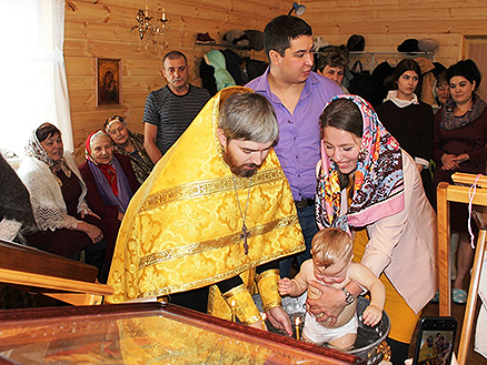 На кряшенском приходе Челнов прошло первое Таинство Крещения