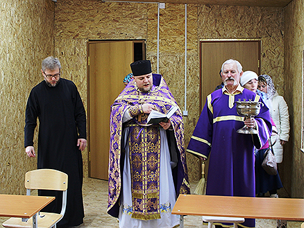 На приходе святителя Николая Чудотворца освятили здание воскресной школы