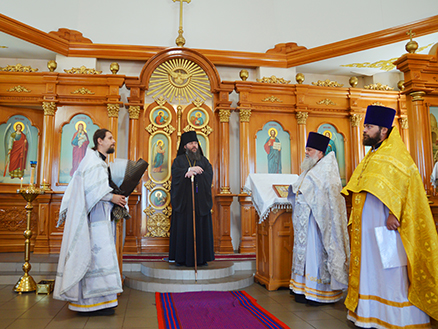 Архиерейская литургия прошла в Георгиевском храме Елабуги
