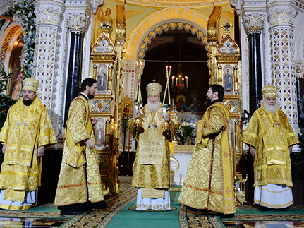 Патриарх Кирилл совершил праздничную Литургию 