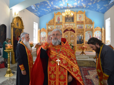 В Мензелинске освятили иконостас Казанско-Богородицкой церкви