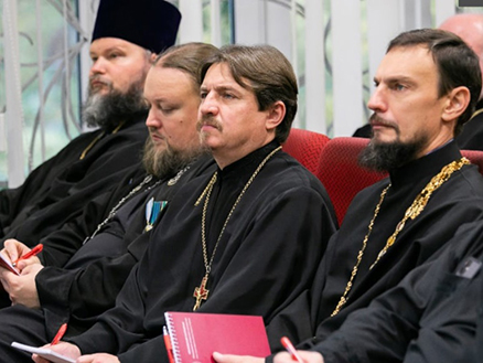 Челнинский священник принял участие в семинаре в Общецерковной аспирантуре