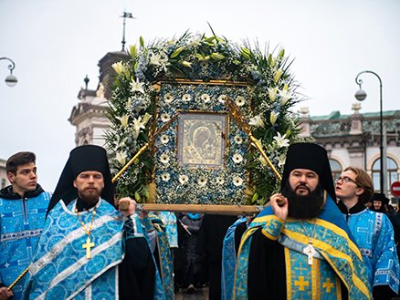Челнинцы приняли участие в торжествах в Казани в День народного единства