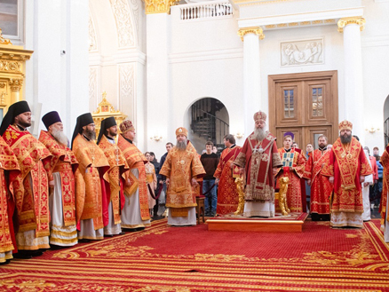 Благочинный Закамья сослужил митрополиту в Казани