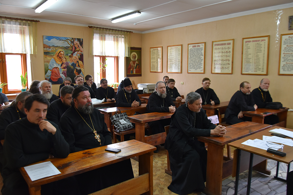 Собрание настоятелей Закамского благочиния прошло в Боровецкой церкви