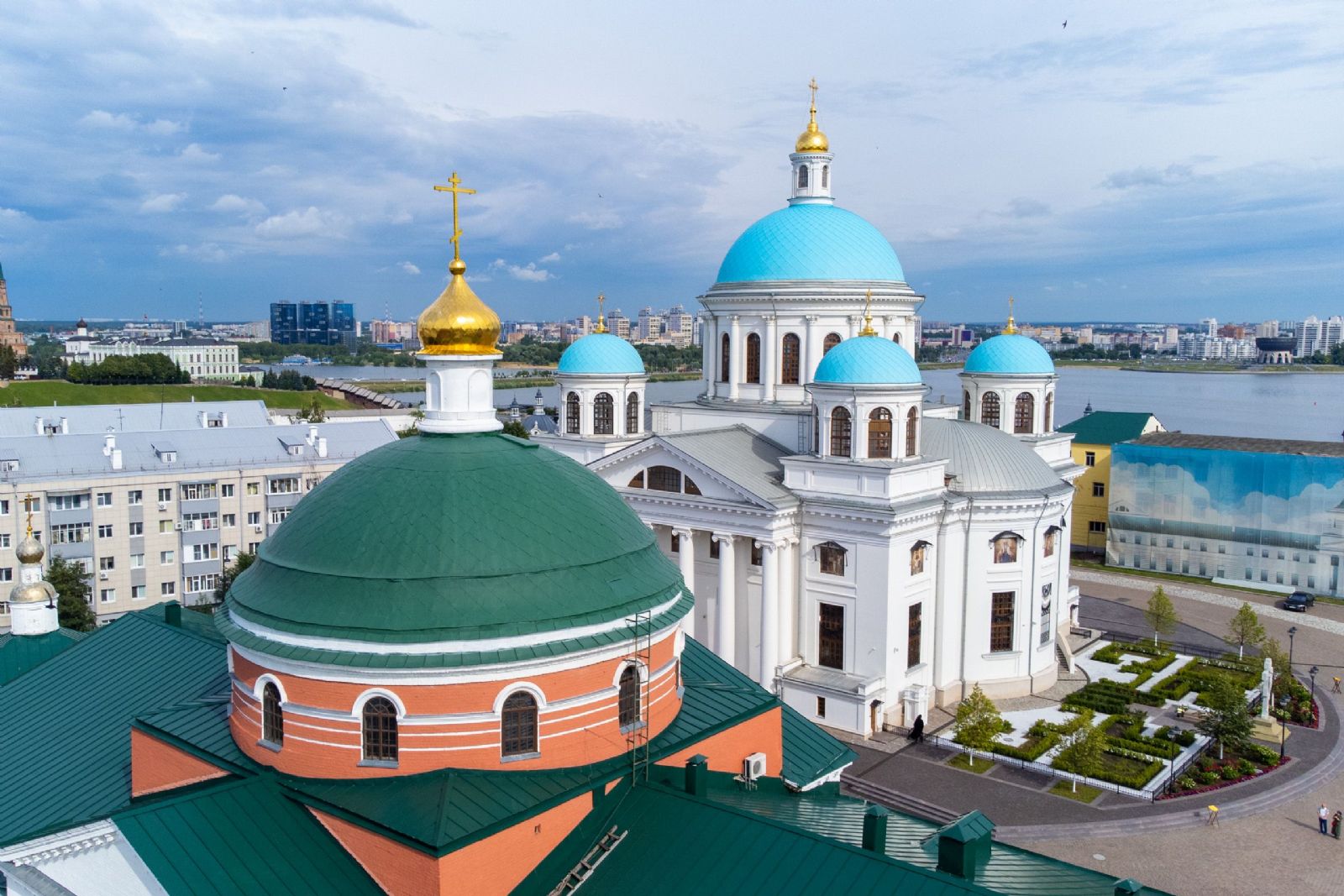 Приглашаем в паломническую поездку в Казань в день Казанской иконы Божией Матери