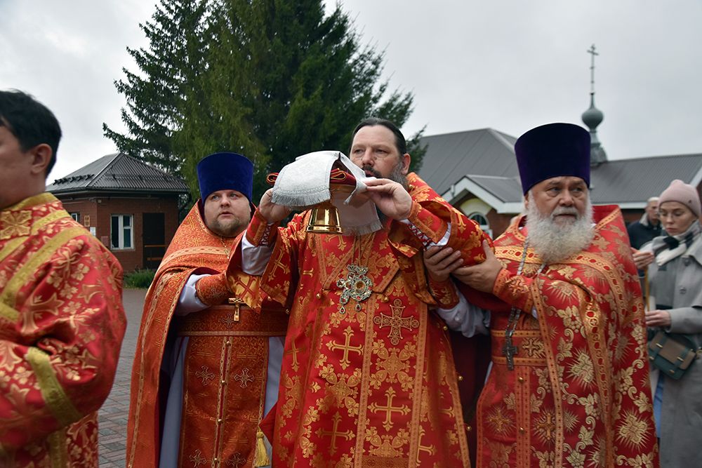 Епископ Гавриил совершил Великое освящение Свято-Вознесенского собора