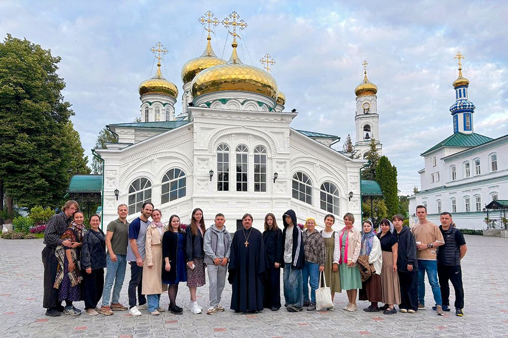 Православная молодежь Челнов совершила паломническую поездку в Раифский монастырь
